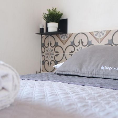 أفيترانا Largo Imperiali B&B المظهر الخارجي الصورة