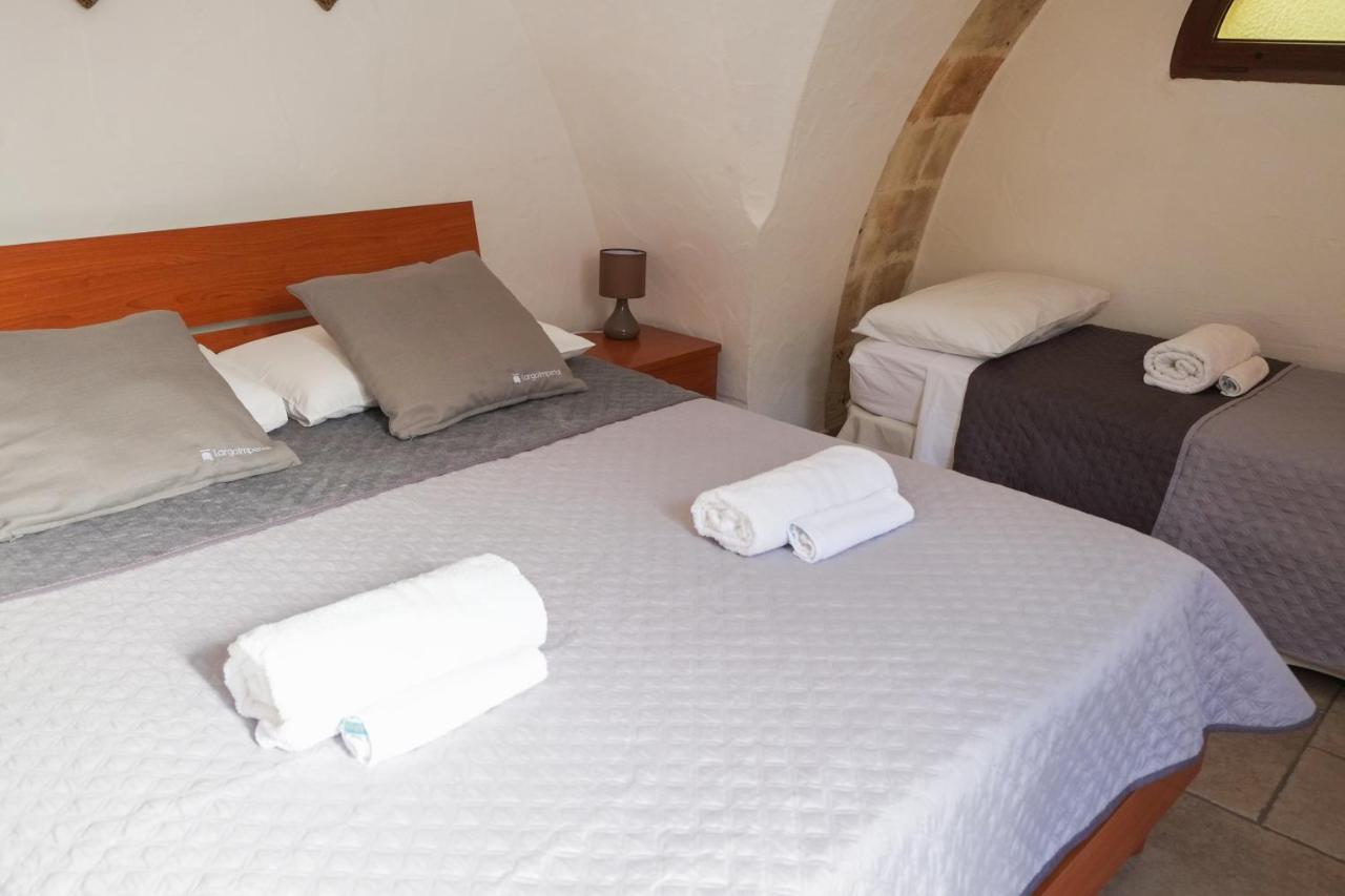 أفيترانا Largo Imperiali B&B المظهر الخارجي الصورة