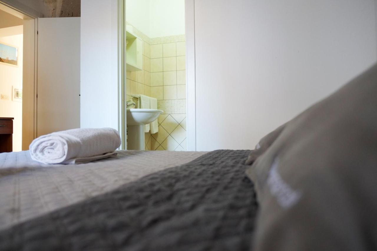 أفيترانا Largo Imperiali B&B المظهر الخارجي الصورة
